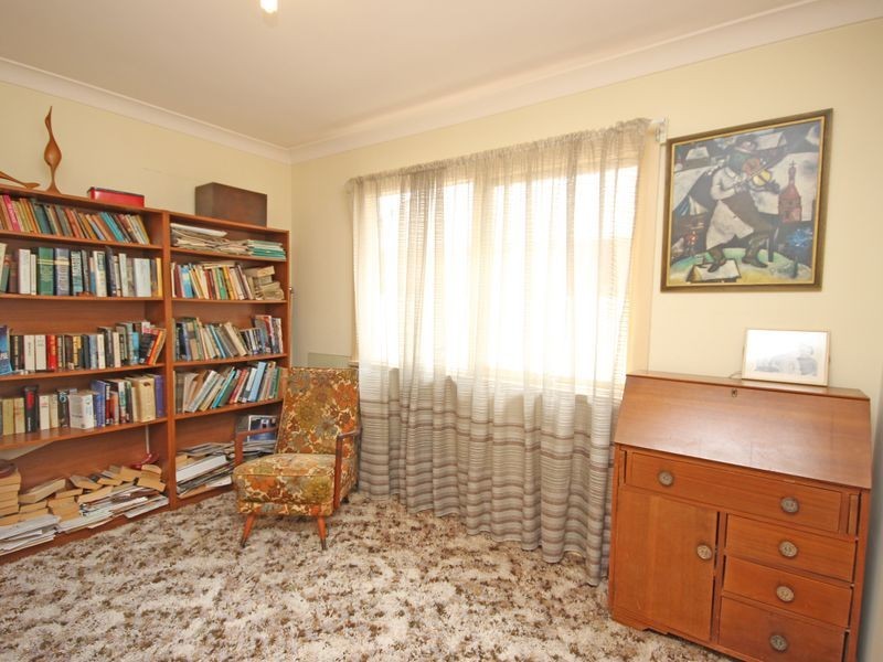 15 Armentieres Avenue, Milperra NSW 2214