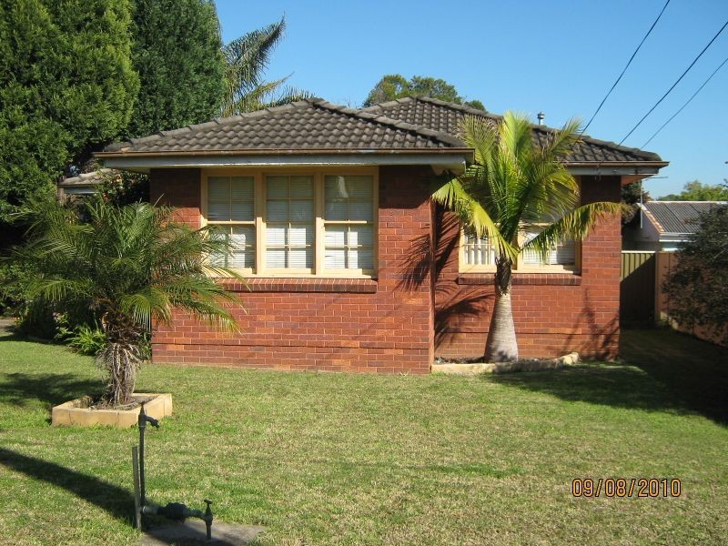 2 Drake Street, Panania NSW 2213