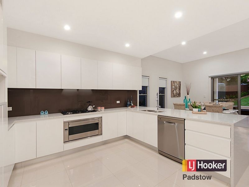 31 Tompson Road, Revesby NSW 2212