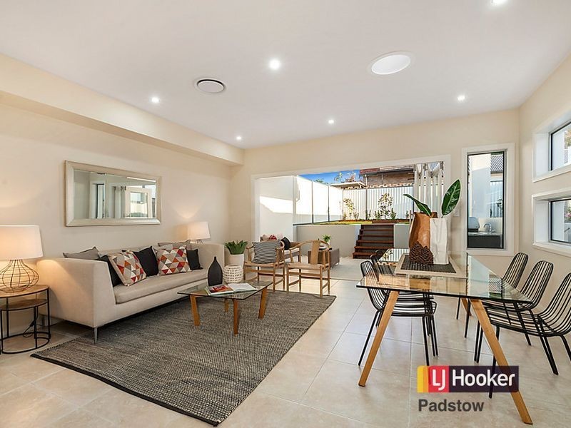 22 Taloma Street, Picnic Point NSW 2213