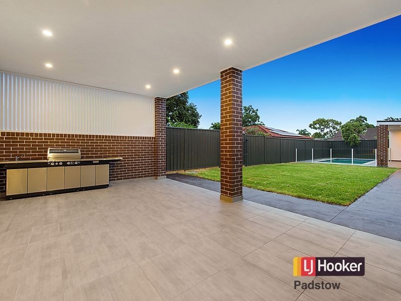 90a Victor Avenue, Picnic Point NSW 2213