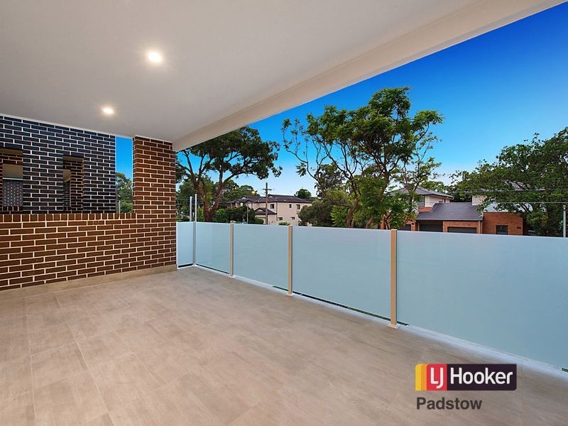 90a Victor Avenue, Picnic Point NSW 2213