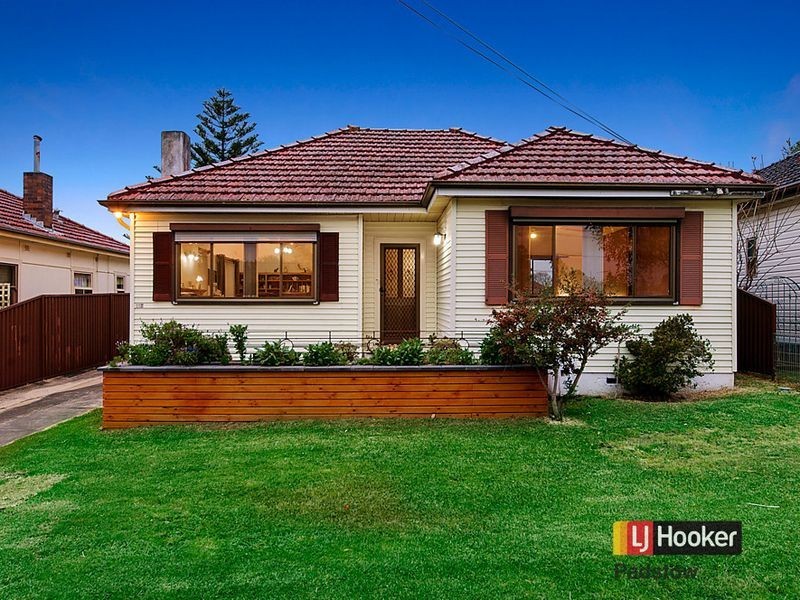 111 Howard Road, Padstow NSW 2211