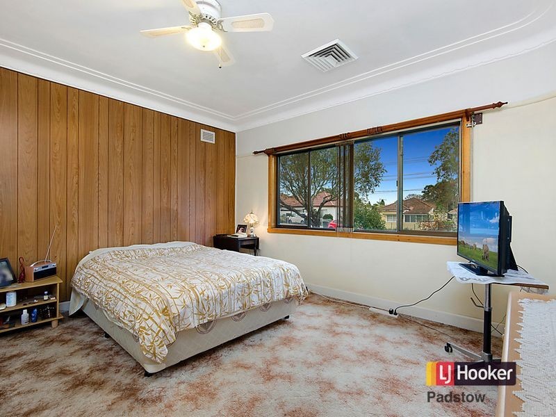 111 Howard Road, Padstow NSW 2211