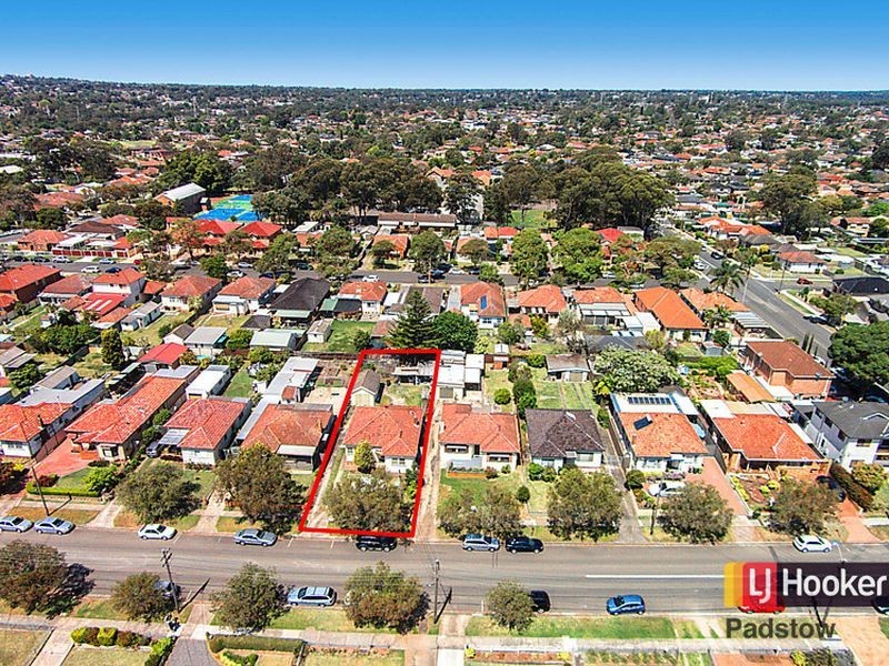 111 Howard Road, Padstow NSW 2211