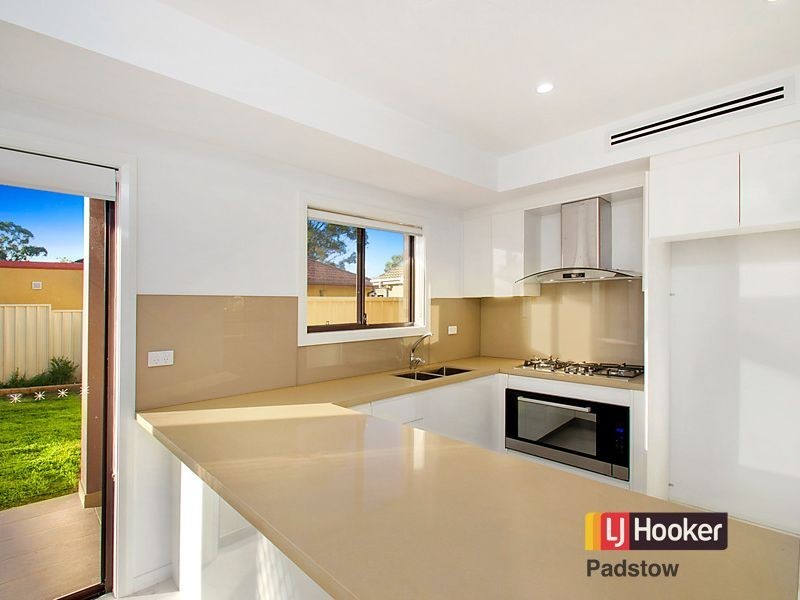 2a English Street, Revesby NSW 2212