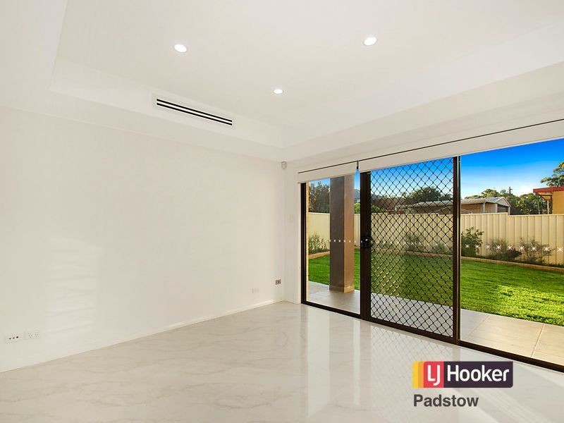 2a English Street, Revesby NSW 2212