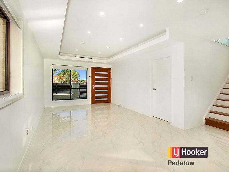 2a English Street, Revesby NSW 2212