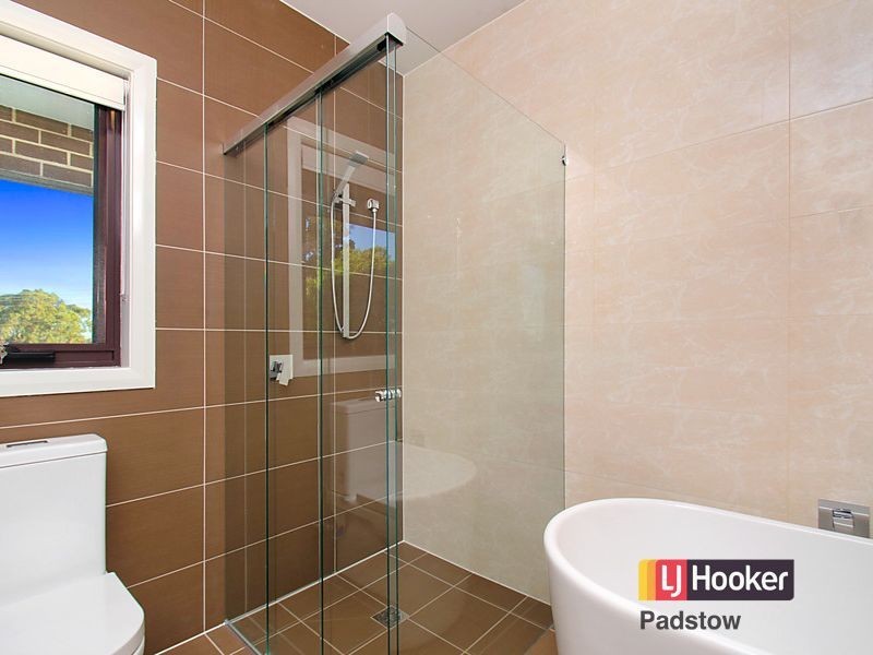 2a English Street, Revesby NSW 2212