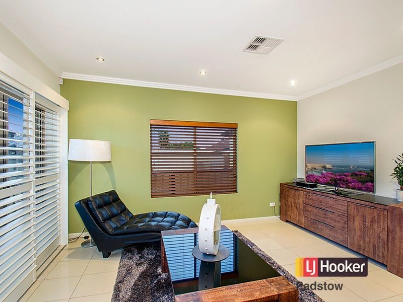 8 Nella Street, Padstow NSW 2211