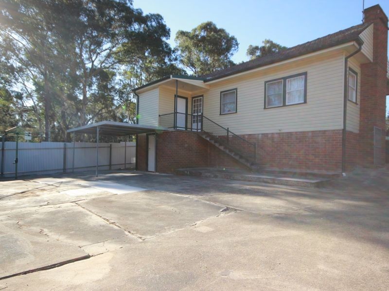 742 Henry Lawson Drive, Picnic Point NSW 2213
