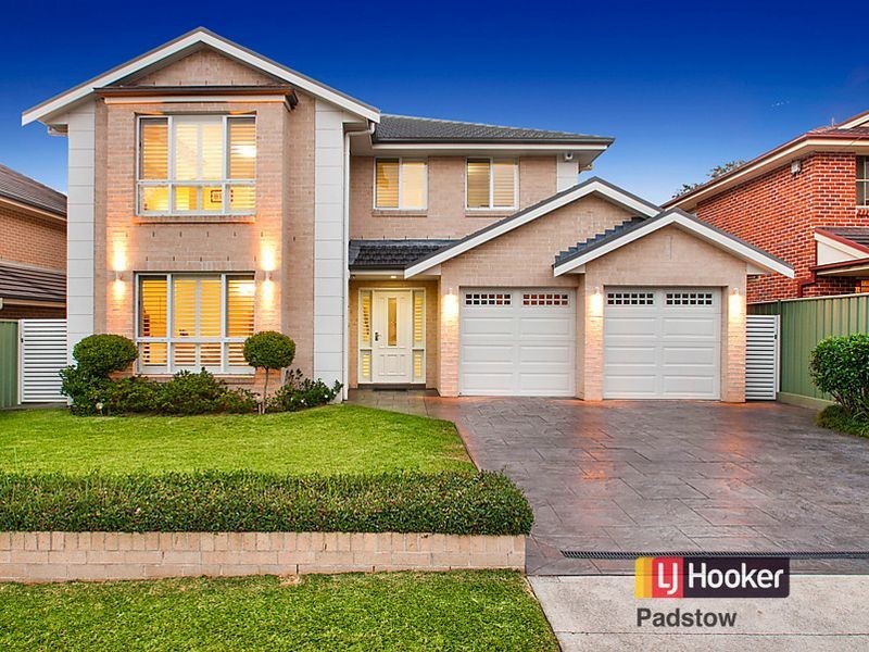 82 Victor Avenue, Picnic Point NSW 2213