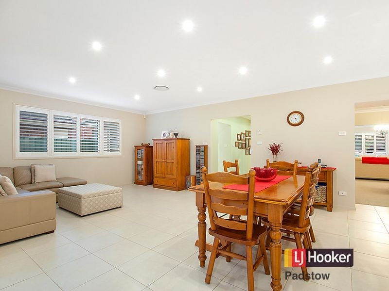 82 Victor Avenue, Picnic Point NSW 2213
