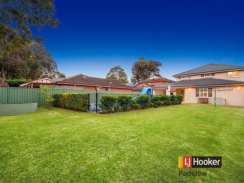 82 Victor Avenue, Picnic Point NSW 2213