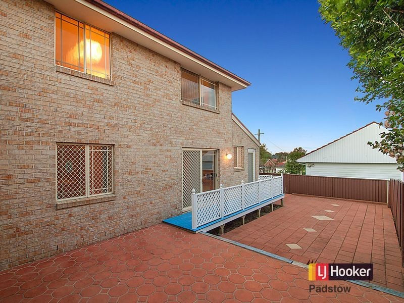 2/48 Dilke Road, Padstow Heights NSW 2211