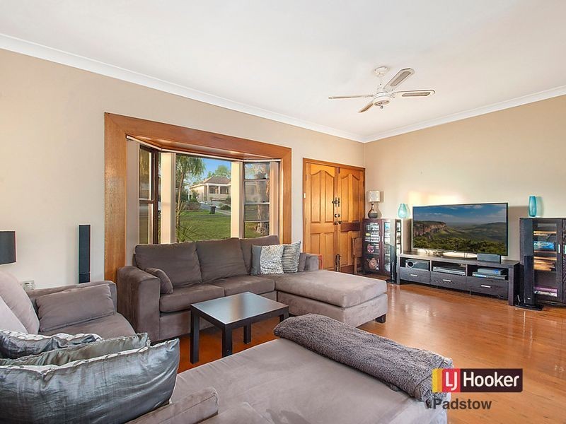 29 Doris Street, Picnic Point NSW 2213