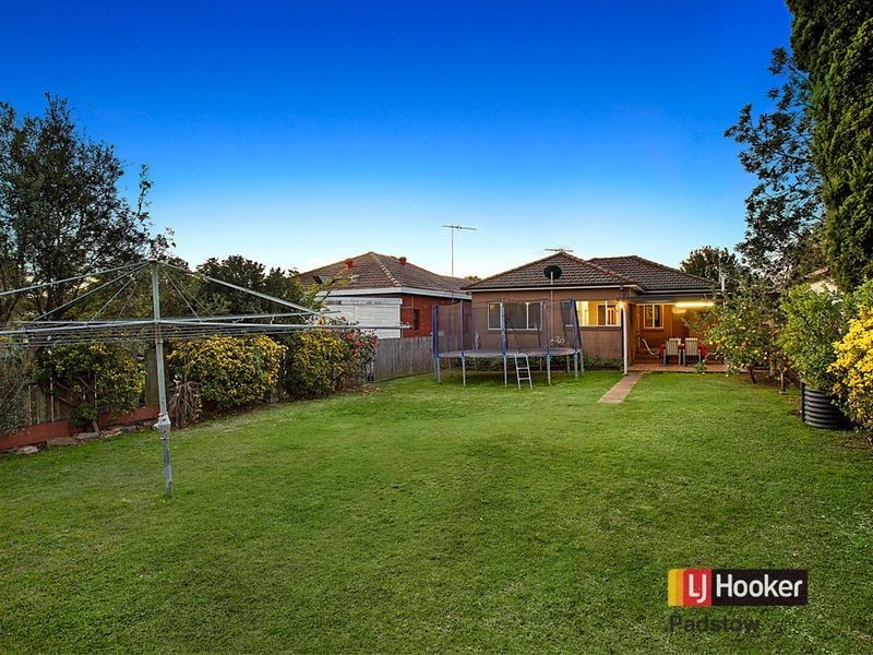 33 Beaconsfield Street, Revesby NSW 2212