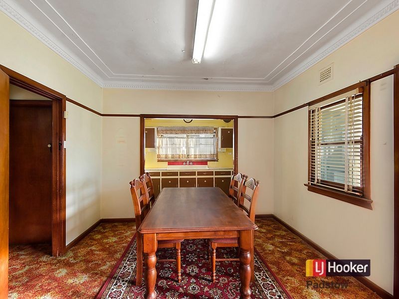 8 Gloucester Avenue, Padstow NSW 2211