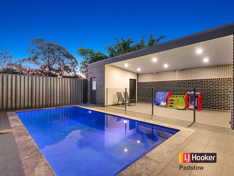 90 Victor Avenue, Picnic Point NSW 2213