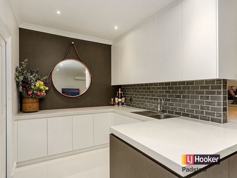 11 Prospect Road, Peakhurst NSW 2210