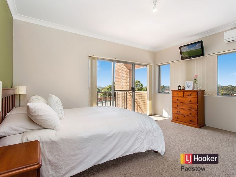 10/2-4 Faraday Road, Padstow NSW 2211