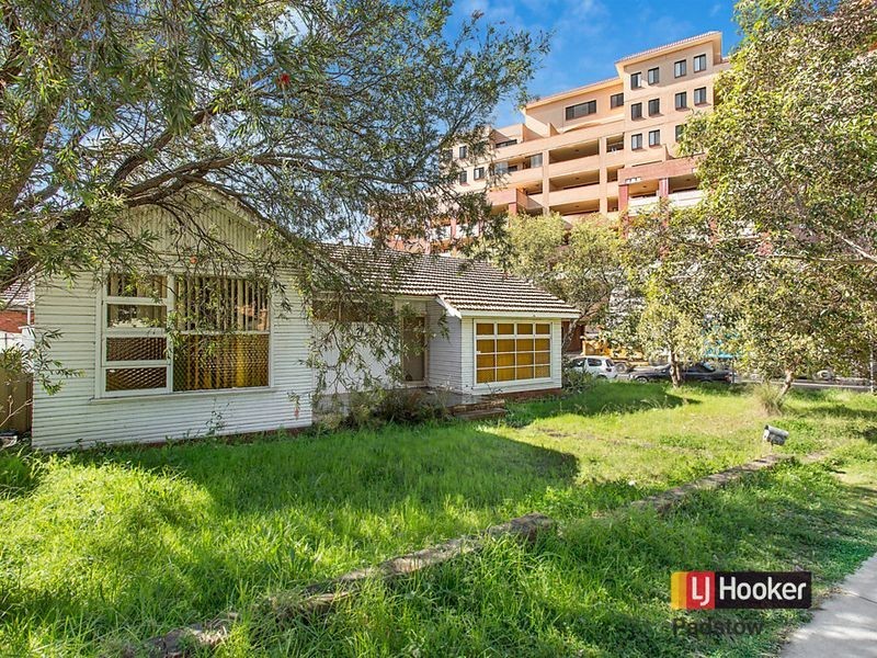 4 Cross Street, Bankstown NSW 2200