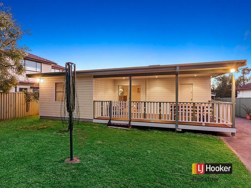 16 Sandakan Road, Revesby Heights NSW 2212