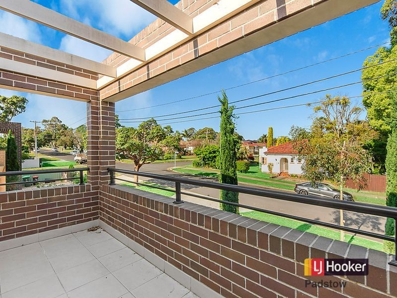 1/114-116 Victoria Street, Revesby NSW 2212
