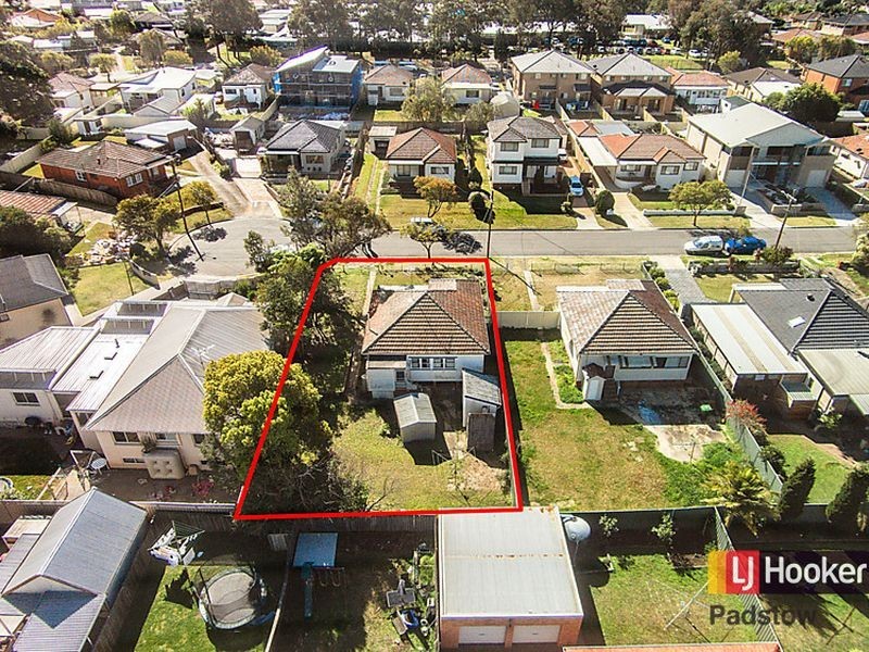 13 Stiles Avenue, Padstow NSW 2211