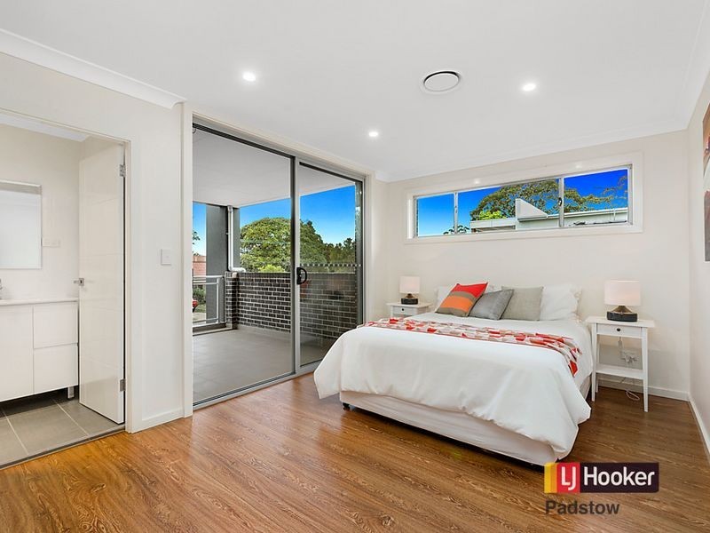 18 Queensbury Road, Padstow Heights NSW 2211
