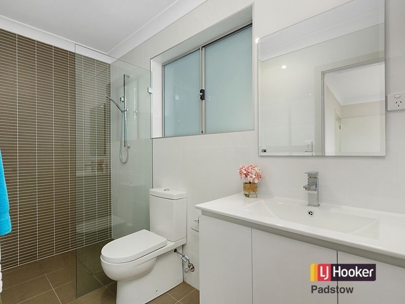 18 Queensbury Road, Padstow Heights NSW 2211