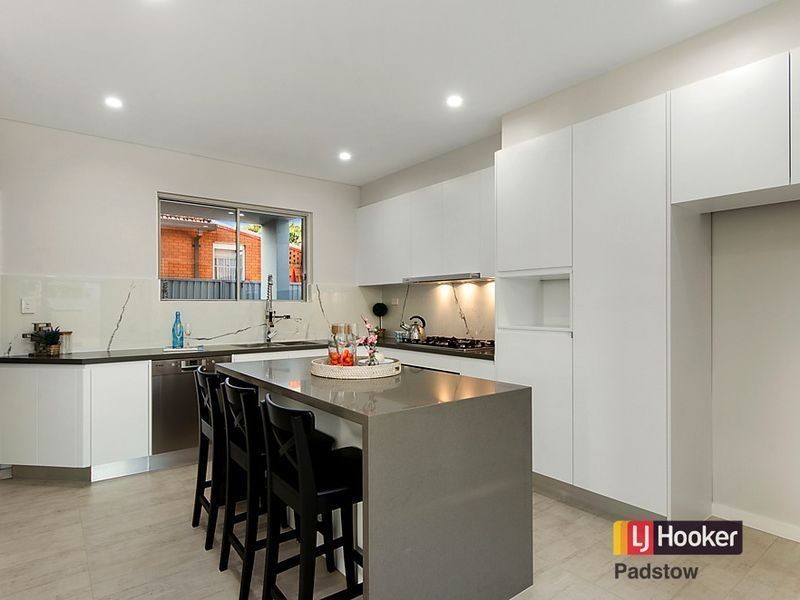 122 Gibson Avenue, Padstow NSW 2211