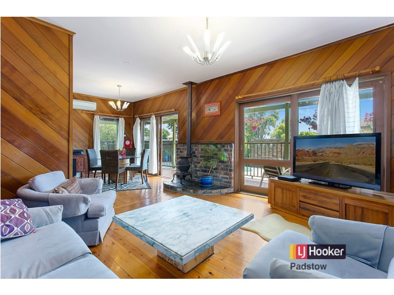 6 Brunton Street, Panania NSW 2213