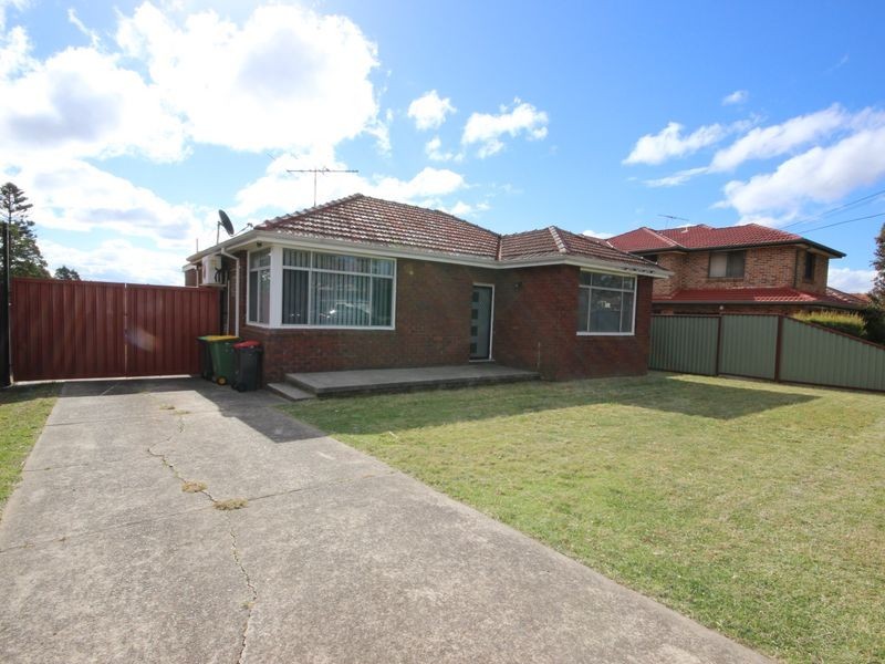 16 Sherwood Street, Revesby NSW 2212