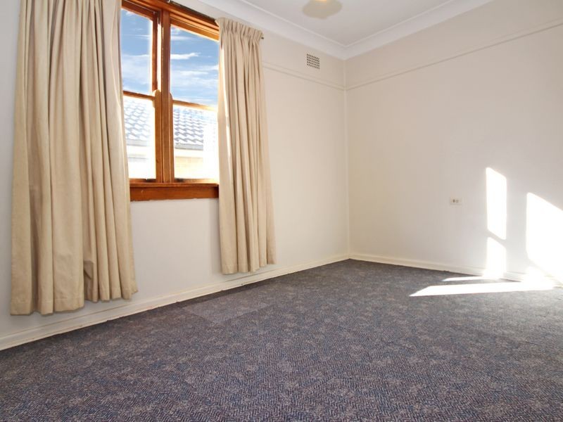 223 Davies Road, Padstow NSW 2211