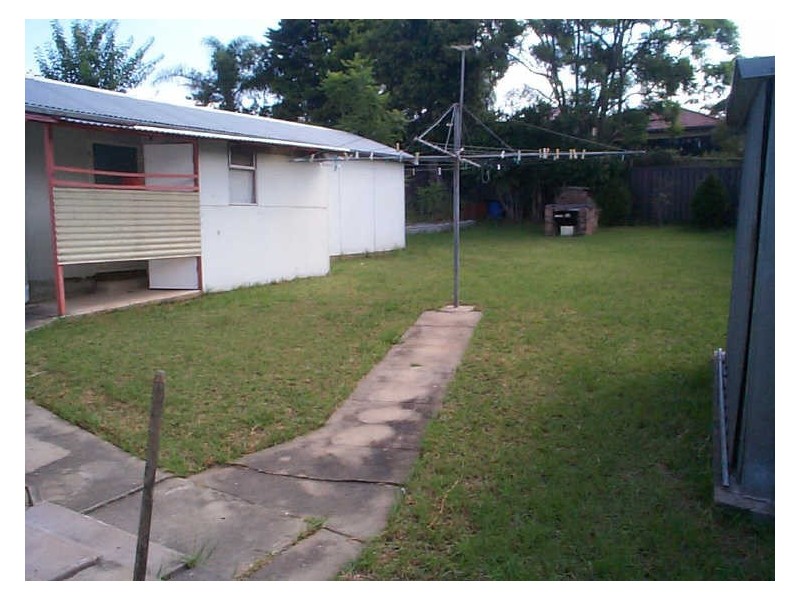 41 Hodgkinson Avenue, Panania NSW 2213