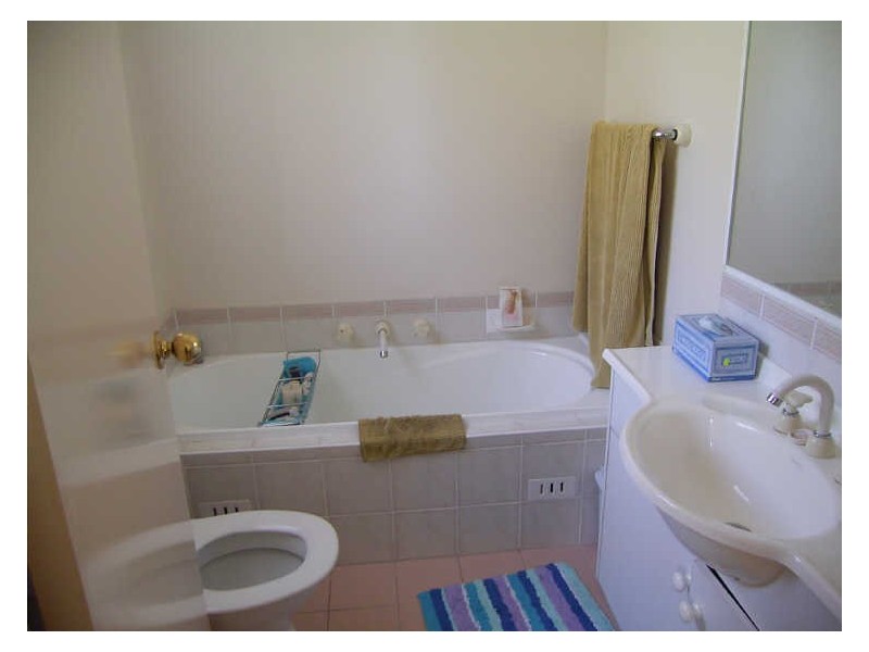 4/169 Horsley Road, Panania NSW 2213