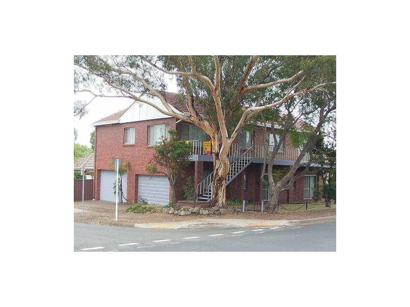 108 Kennedy Street, Picnic Point NSW 2213