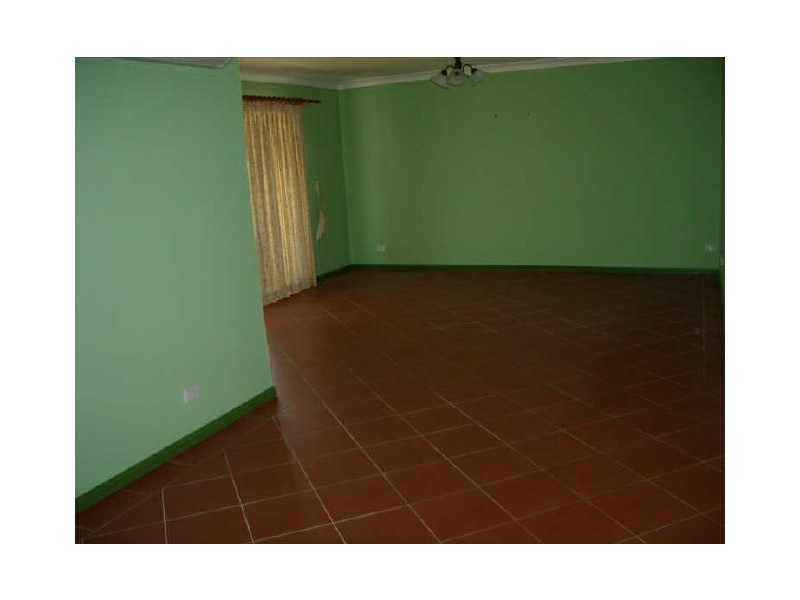 3/23 Parkview Avenue, Picnic Point NSW 2213