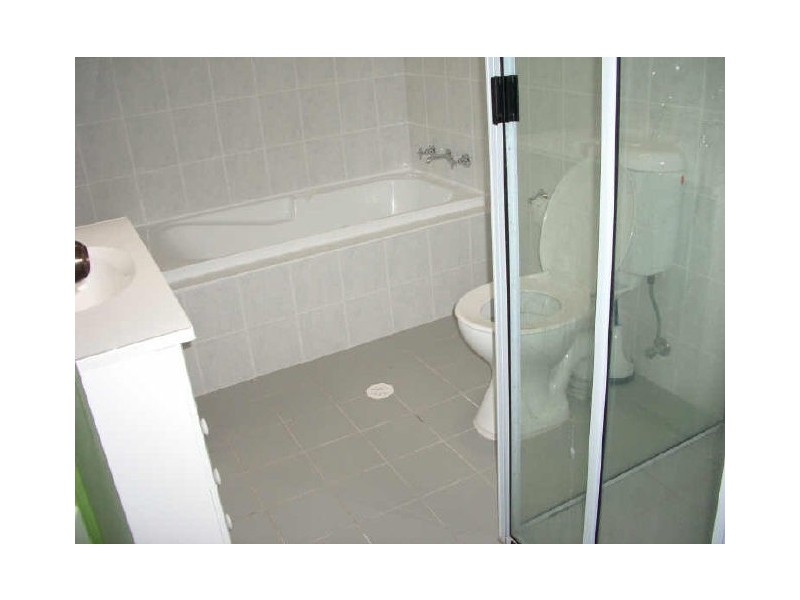 3/23 Parkview Avenue, Picnic Point NSW 2213