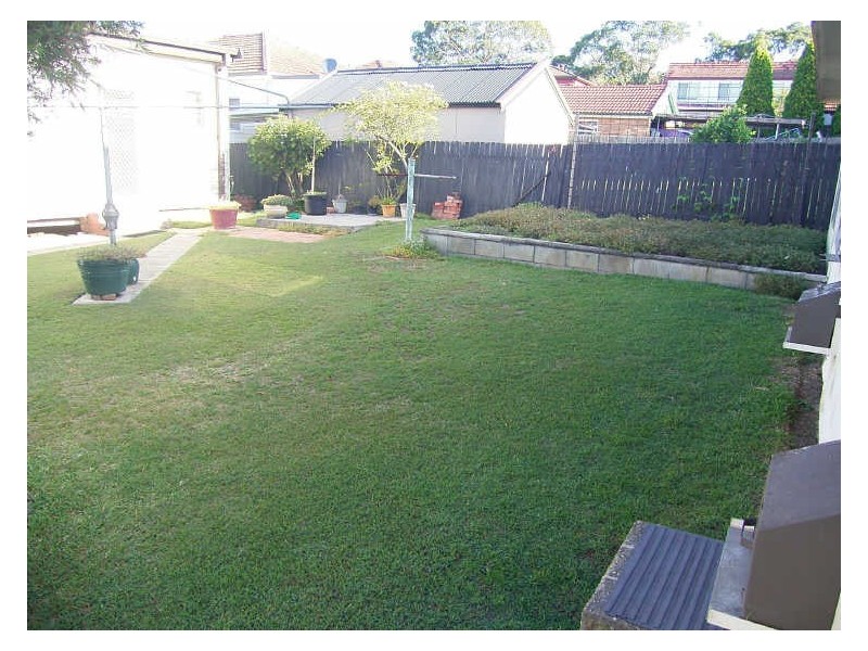 18 Queensbury Road, Padstow Heights NSW 2211