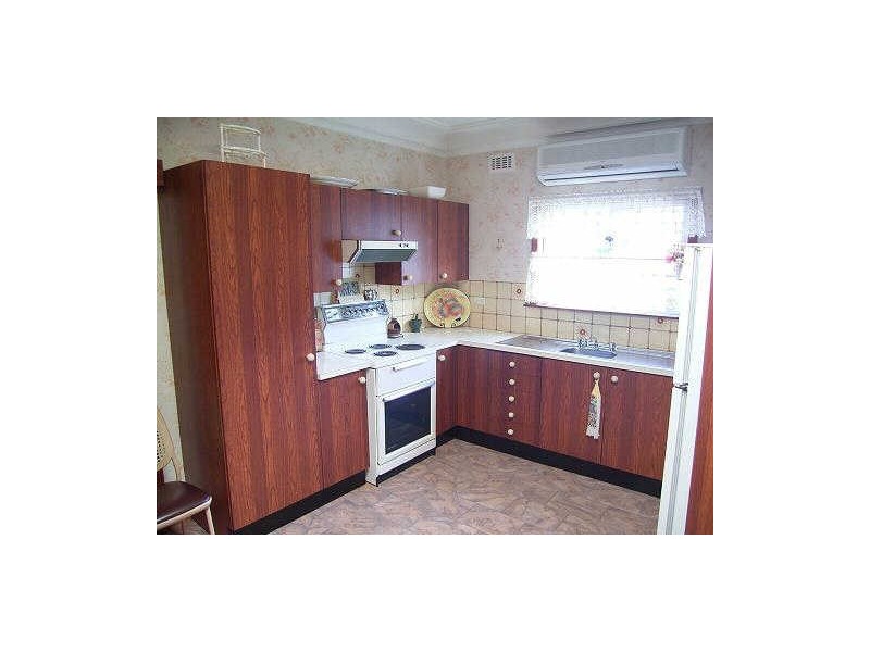 18 Queensbury Road, Padstow Heights NSW 2211