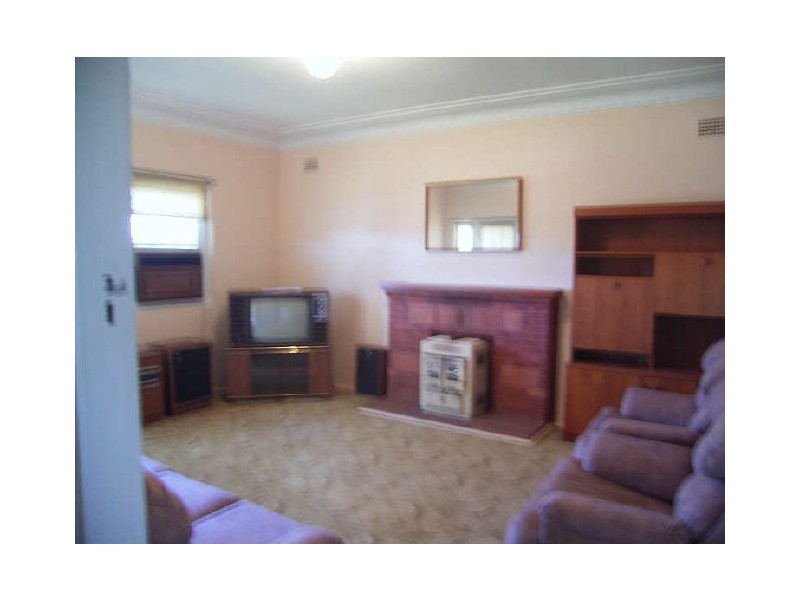 50 Ramsay Road, Picnic Point NSW 2213