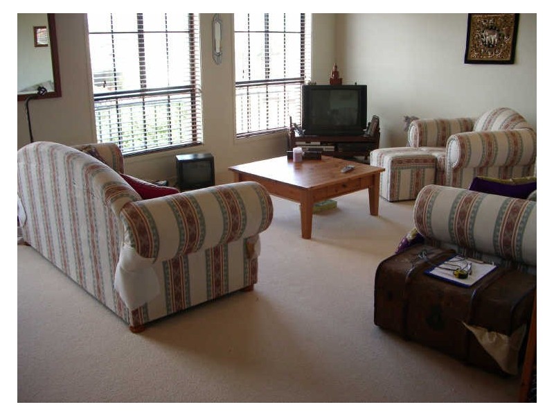 5 Stretham Avenue, Picnic Point NSW 2213