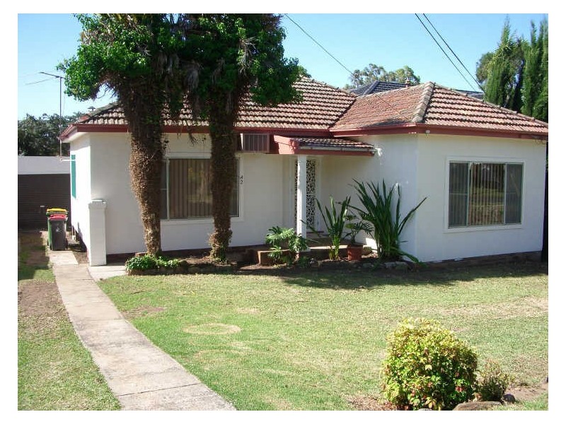 42 Glenview Avenue, Revesby NSW 2212