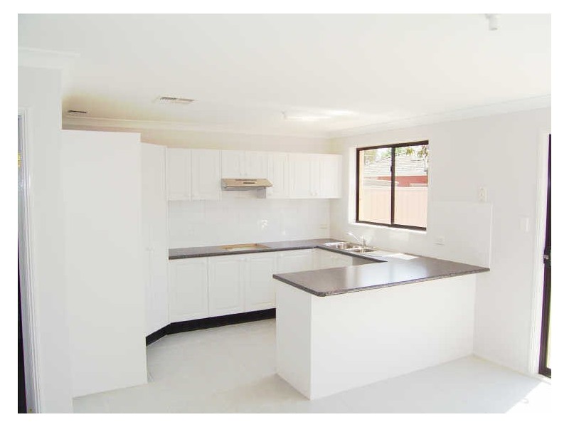 12 Fromelles Avenue, Milperra NSW 2214