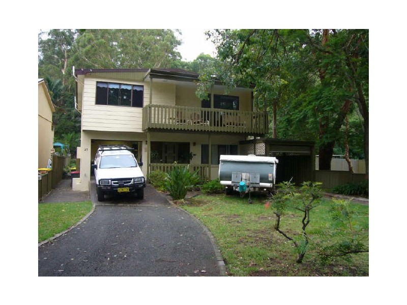 25 Carinya St, Picnic Point NSW 2213