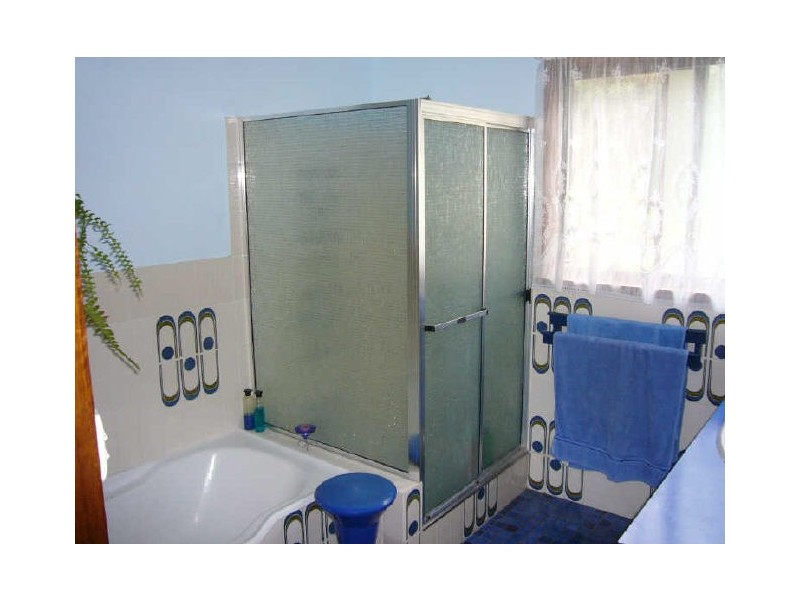 25 Carinya St, Picnic Point NSW 2213