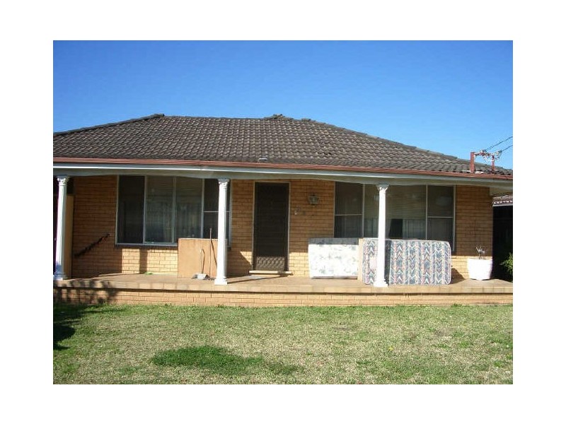 73 Faraday Rd, Padstow NSW 2211