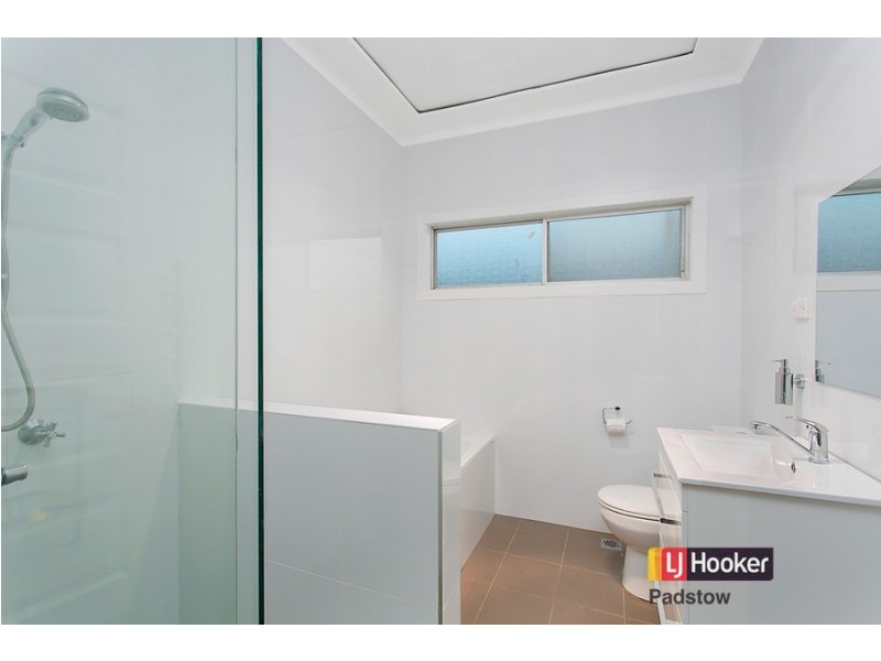 30 Tompson Road, Revesby NSW 2212